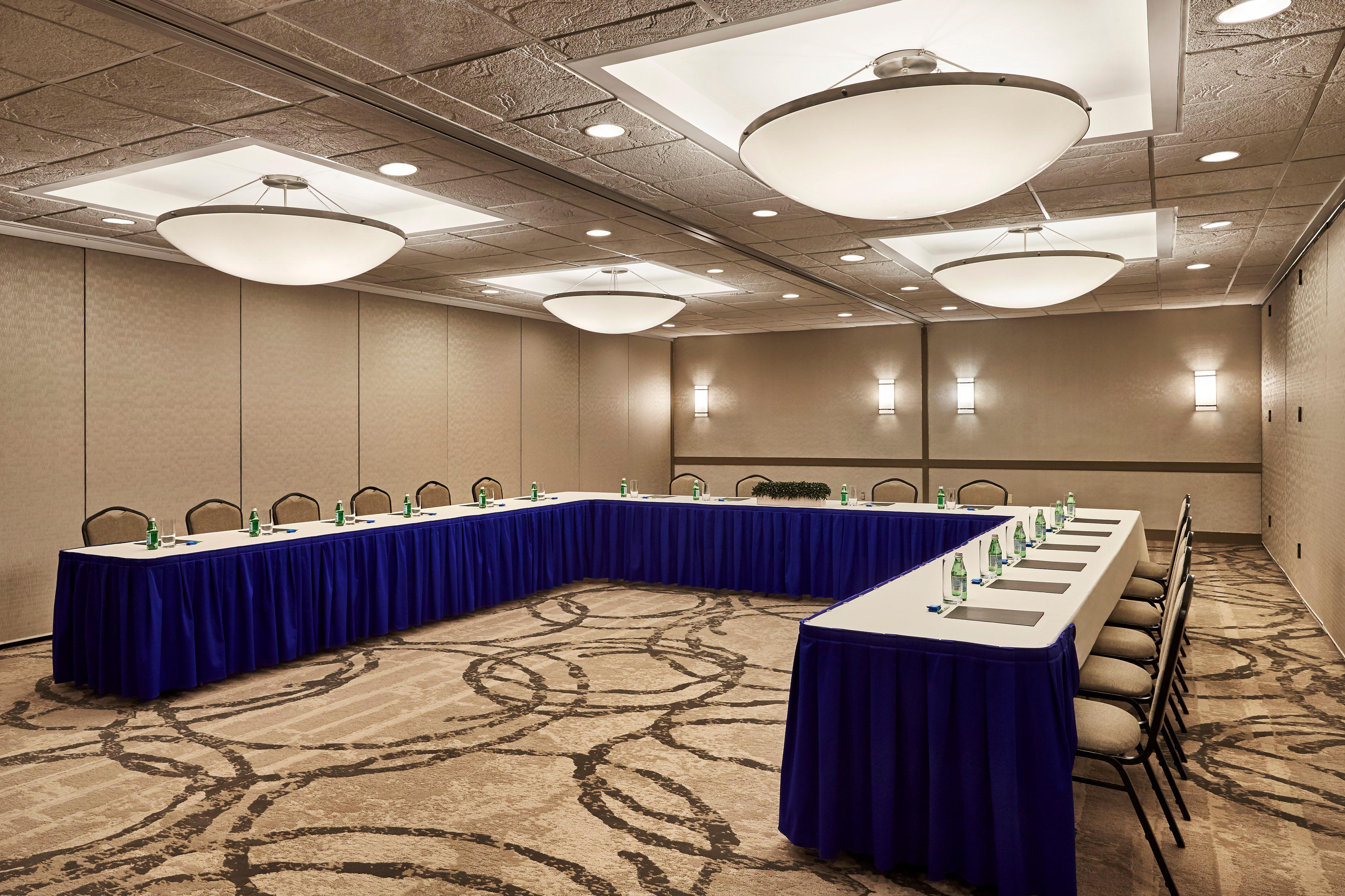 Holiday Inn Alexandria At Carlyle By Ihg Εξωτερικό φωτογραφία