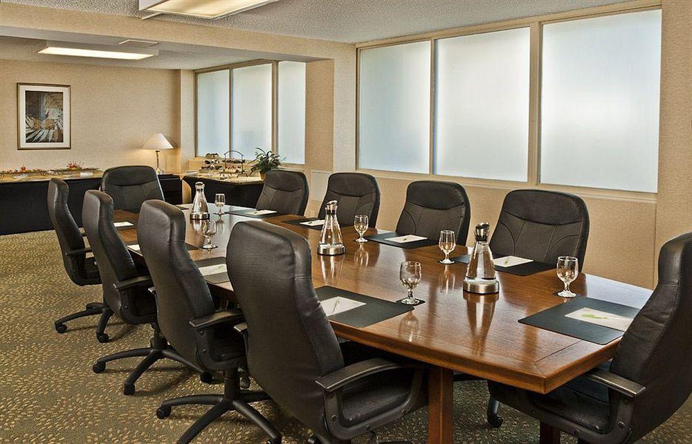Holiday Inn Alexandria At Carlyle By Ihg Εξωτερικό φωτογραφία